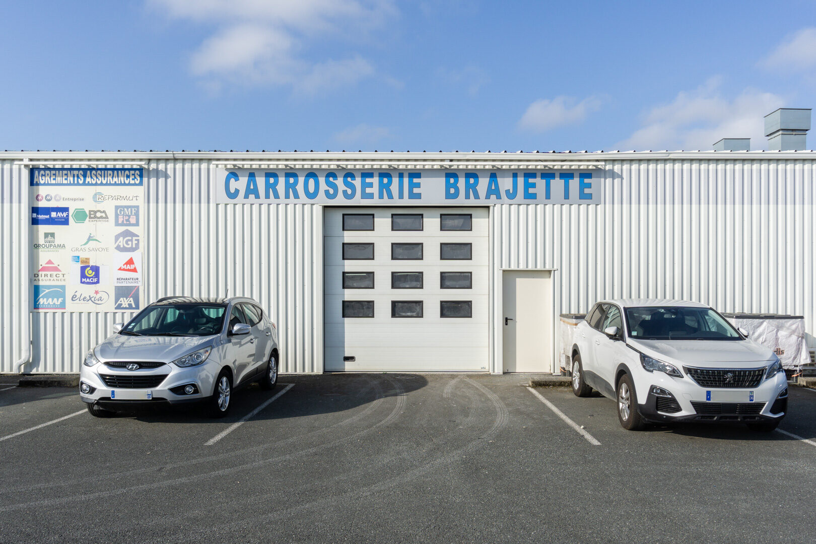 Spécialiste de la réparation de carrosserie de voiture neuve ou d'occasion